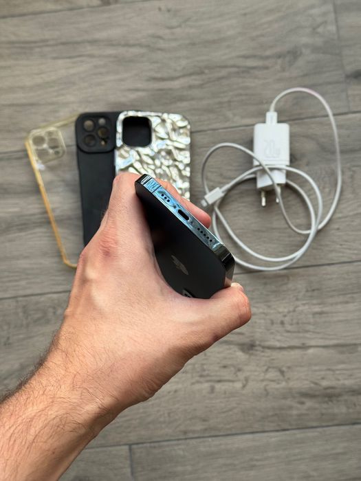 Продам iPhone 12 Pro 128GB Pacific Blue Neverlock