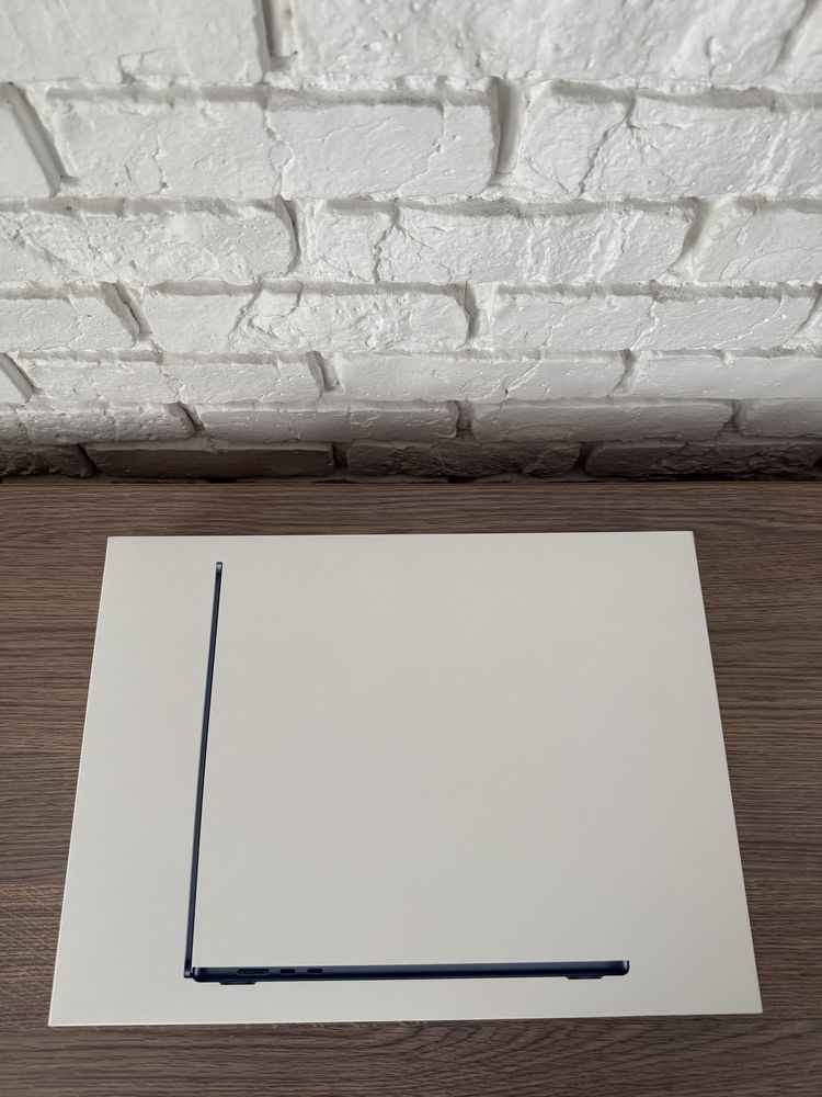 Apple MacBook Air 15 Midnight 2025 Custom (Z1DG000VG)
