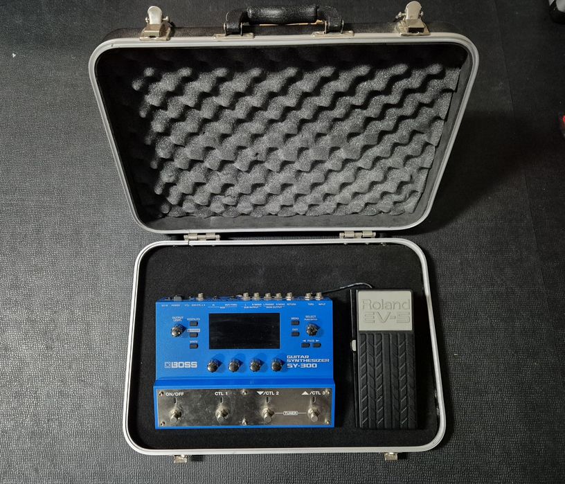 Boss Sy-300 Synth, Roland EV-5 e case Ibanez