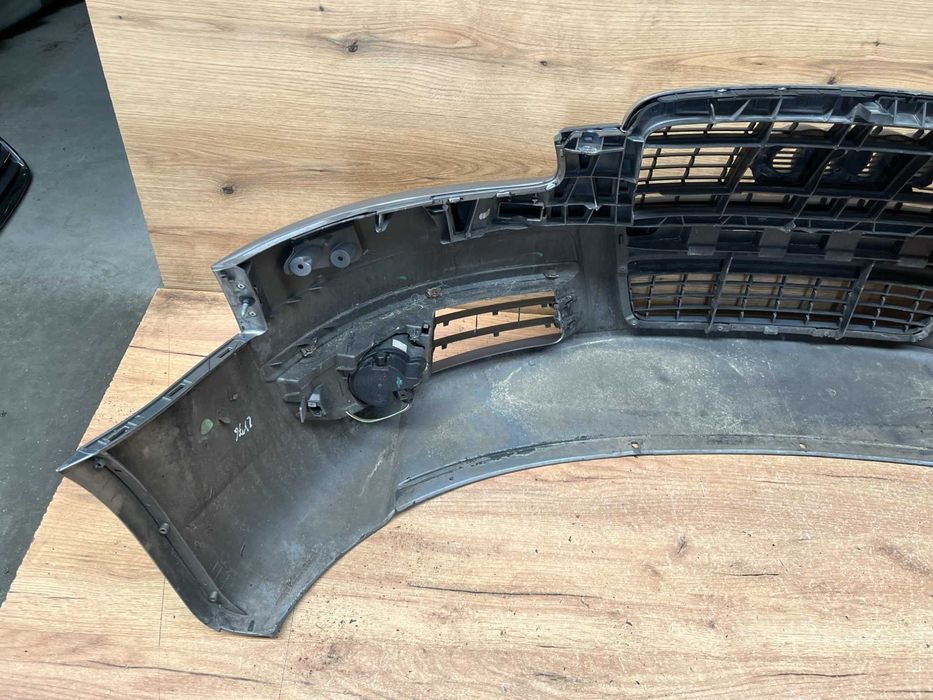 Zderzak przedni Audi A6 C6 kolor ly7g