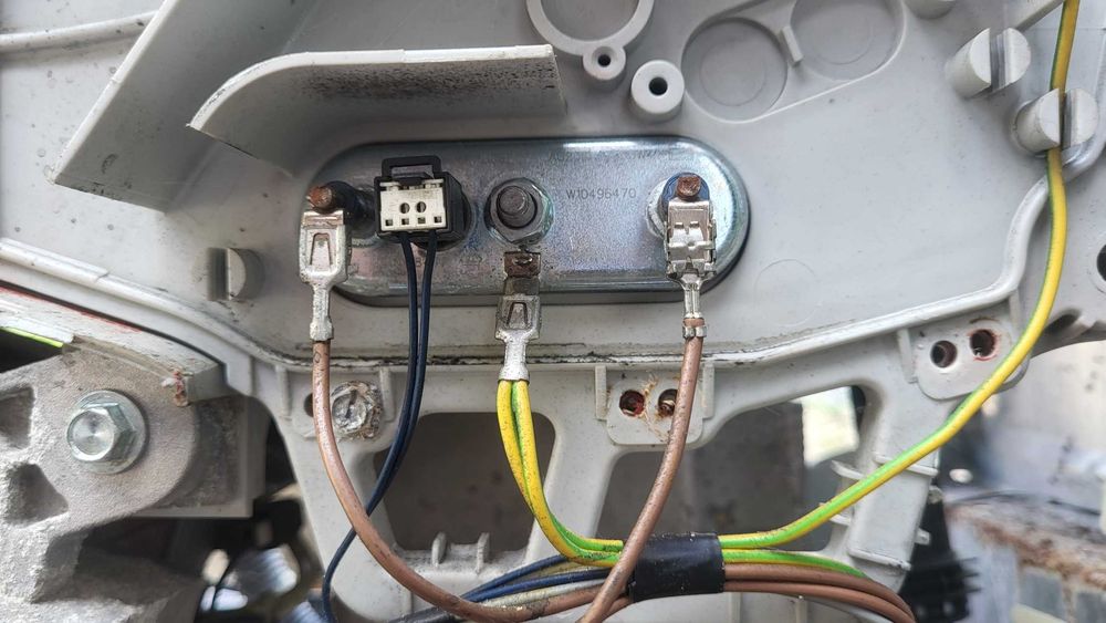 Продам пральну стиральную машину Whirpool