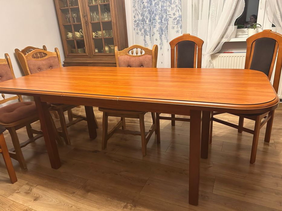 Stół rozciągany brązowy