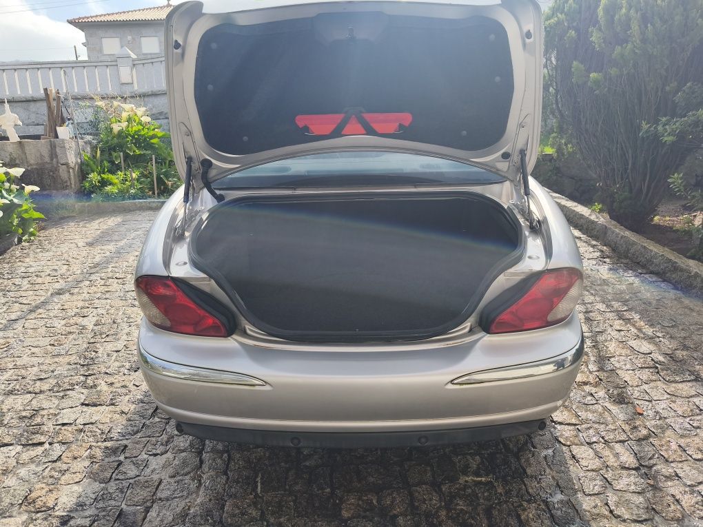 Jaguar X-Type 2004