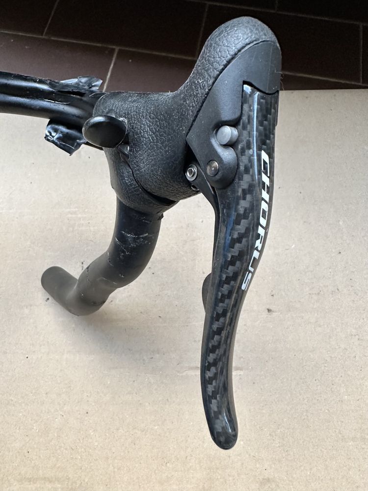Klamkomanetki Campagnolo Chorus 2/3 x 10s Carbon