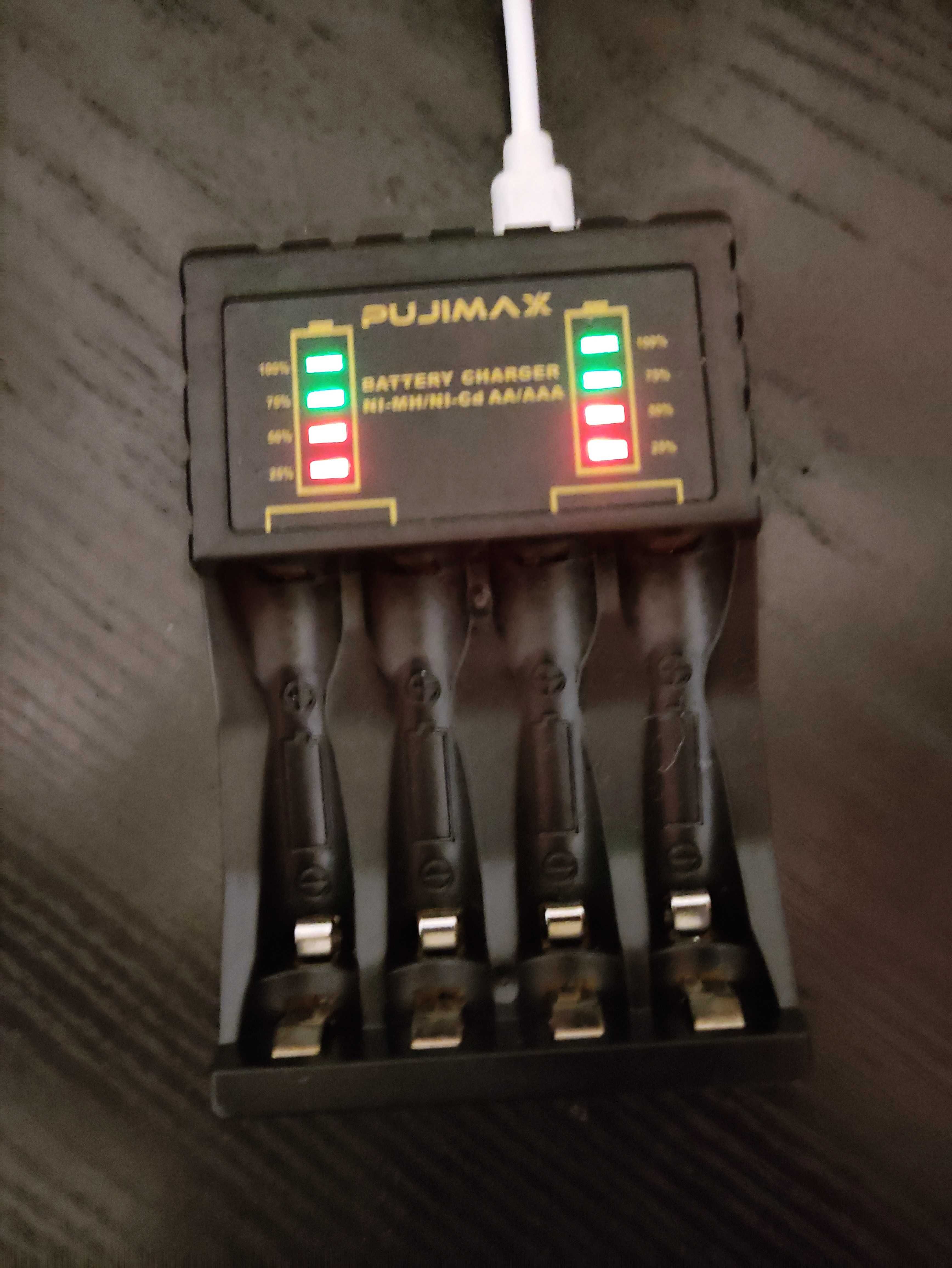 Pujimax Зарядний пристрій для аккумулятора батарей АА, ААА. Ni-Cd