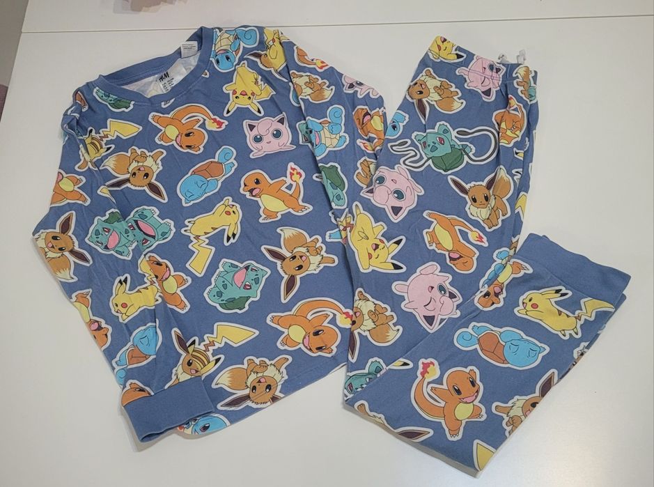 Piżama w pokemony  HM 122/128