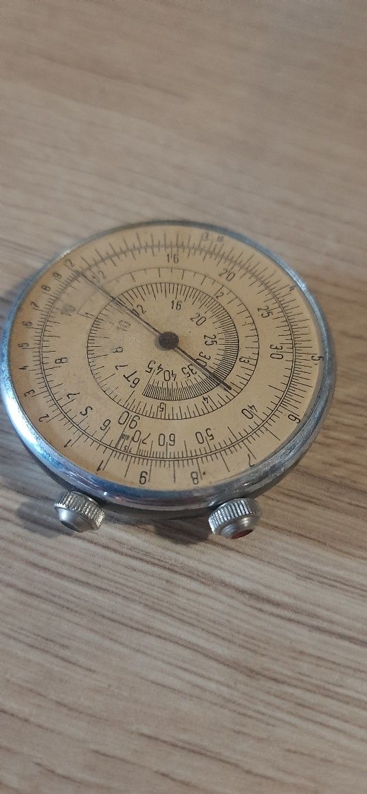 Кругова логарифмічна лінійка КЛ-1