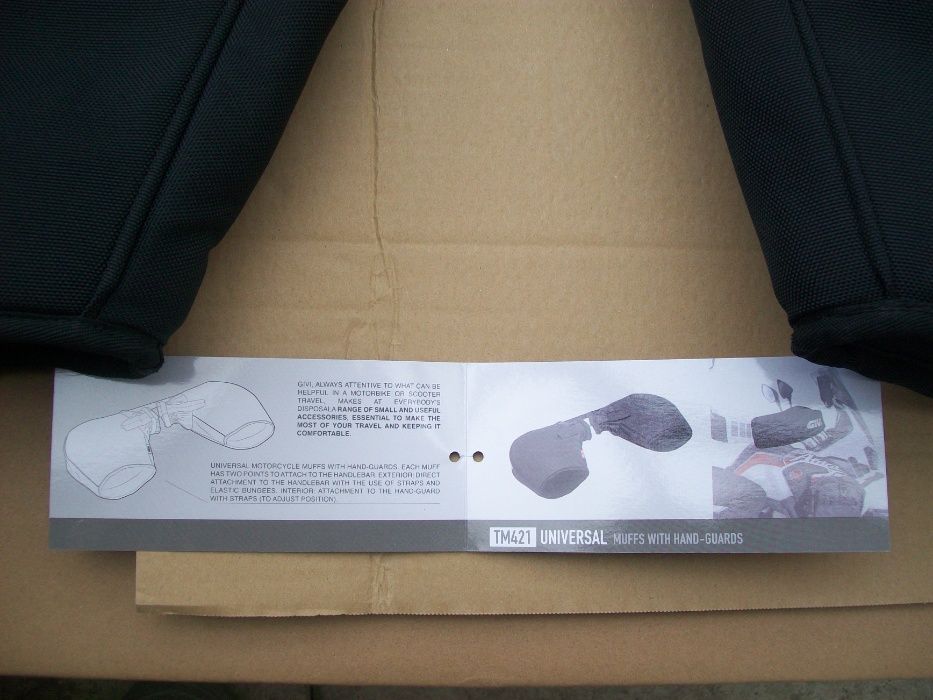 TM421 GIVI osłony dłoni ,mufki nowe , hanbary / TM418