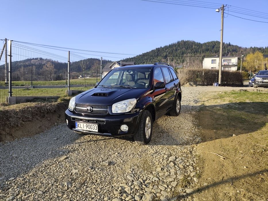 Toyota RAV4 2004r polift z Włoch zdrowa bez rdzy  2.0 D4D  4x4 diesel
