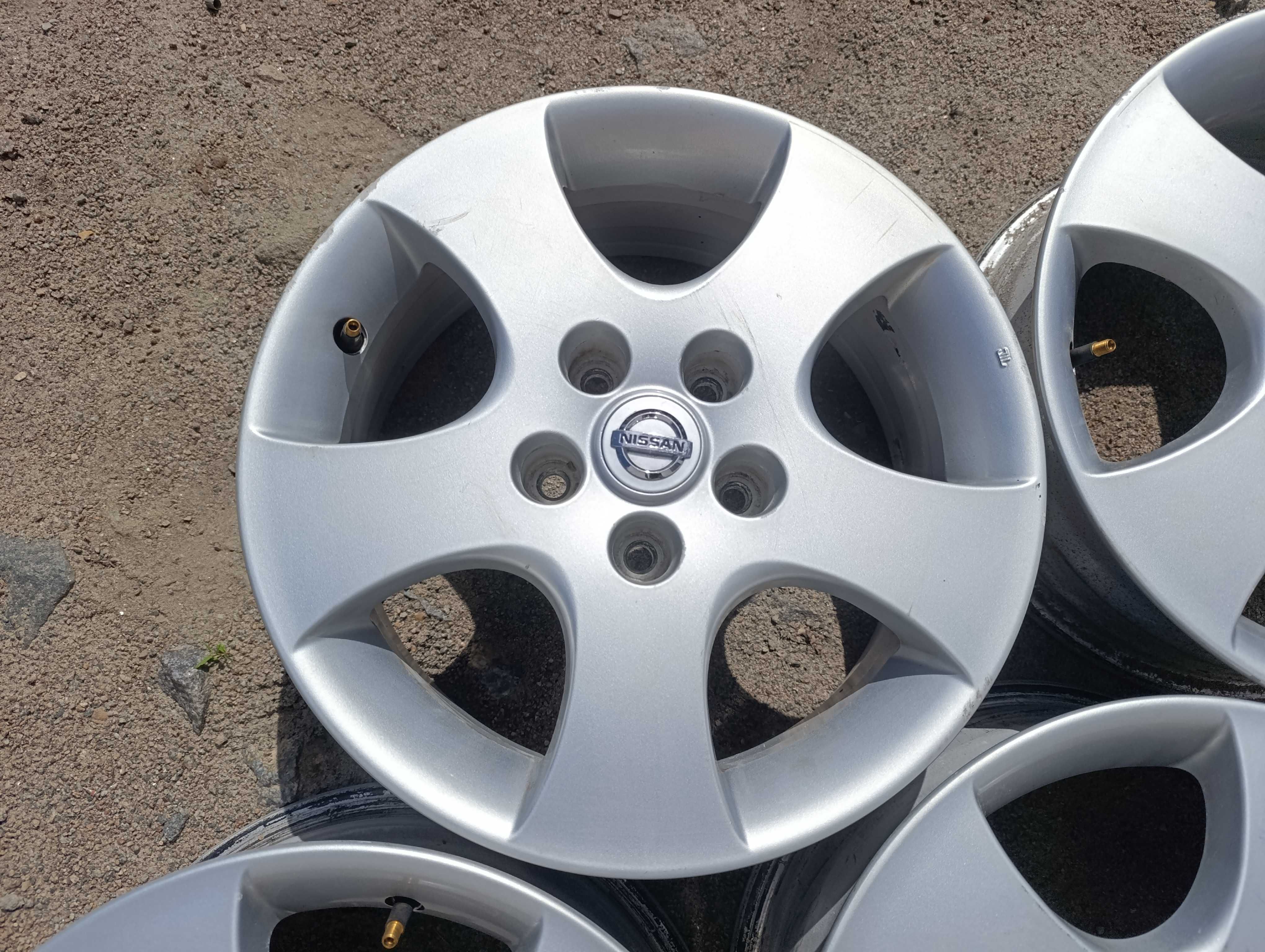 Диски литі r16 5*114.3 Nissan Leaf Juke Qashqai Tiida X-Trail Primera
