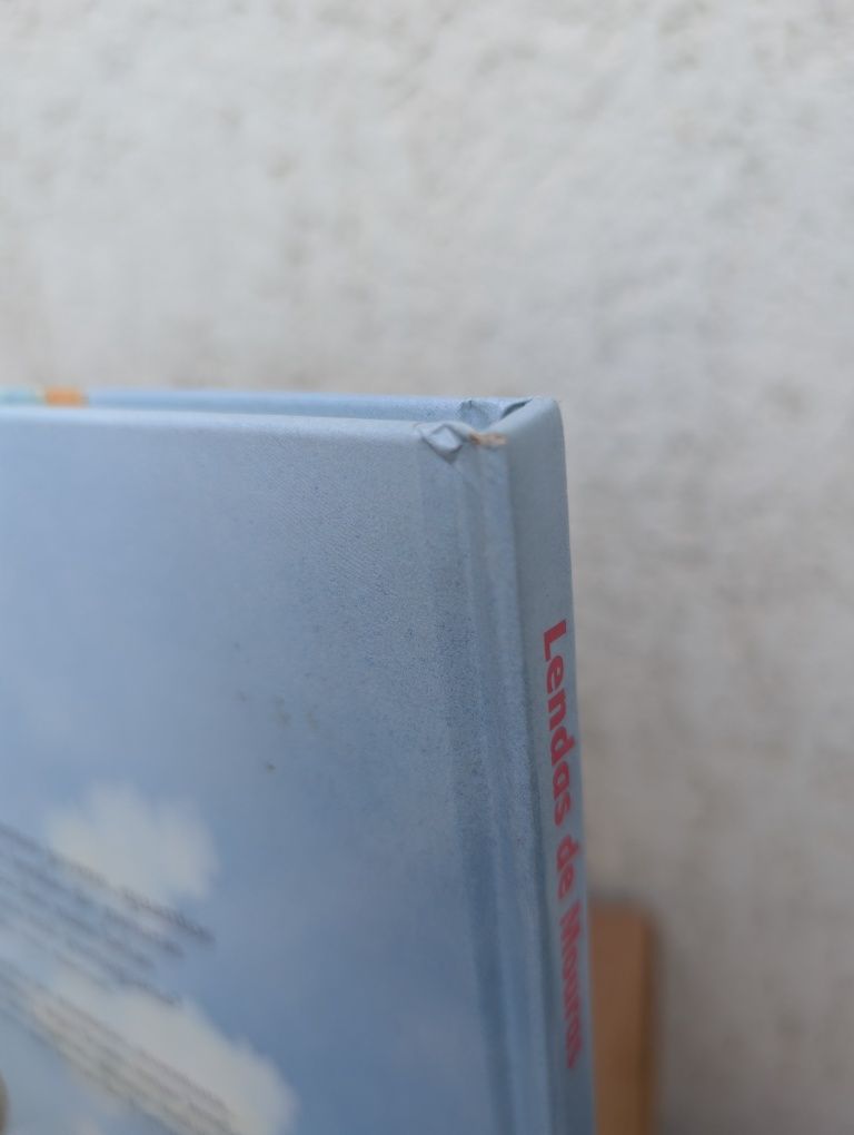 Livro "Lendas de Mouras"
