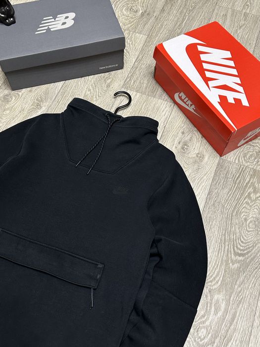 толстовка Nike Tech Fleece с воротником-трубой и карманом-кенгуру