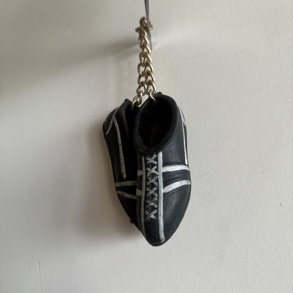 Buty korki zawieszka na lusterko damochodu prl brelok fiat 125 maluch