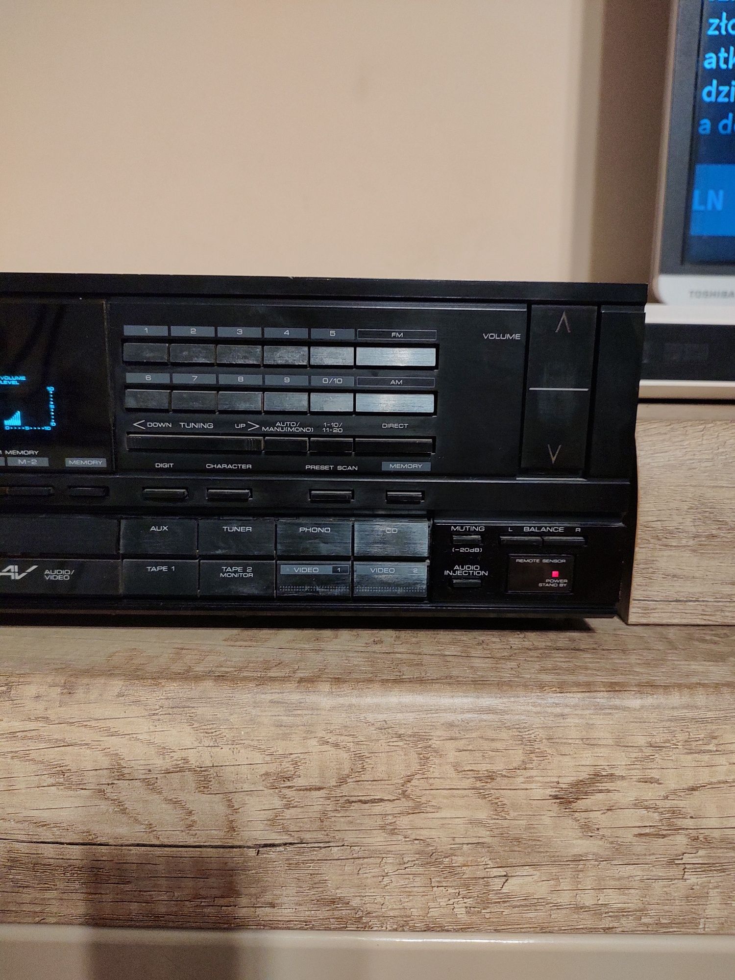 Amplituner Kenwood KR-V87R