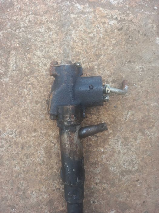 Продам тягу с золотником и рулевую колонку на газ66