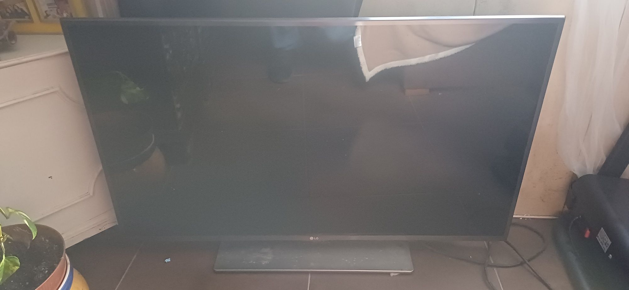 Tv lg smart para peças