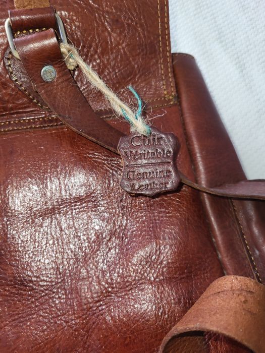 Mochila em pele genuína