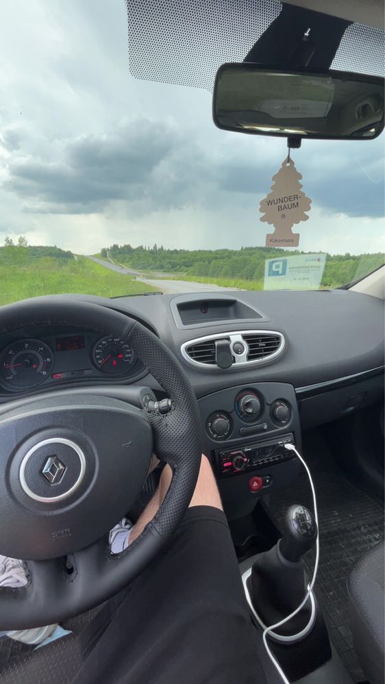 Samochód osobowy renault Clio 3
