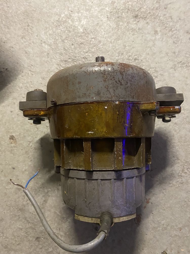 Silnik elektryczny 220v
