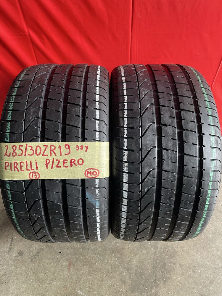 Pneus 285/30/19 Pirelli Como novos