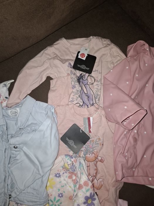 Paka ciuszki dla dziewczynki 74 kurtki koszulki body bluzy sukienki