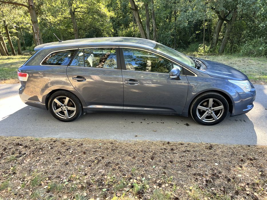 Toyota Avensis 1.8 benzyna klima Polecam !!!