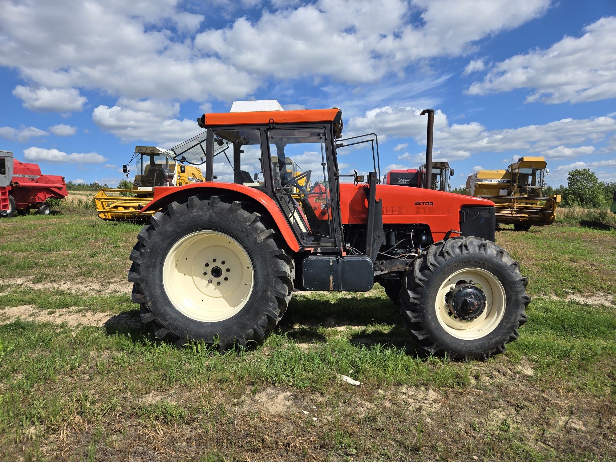 Ciągnik Zetor ZTS 12245 / 16245 / 10540 Import Skandynawia