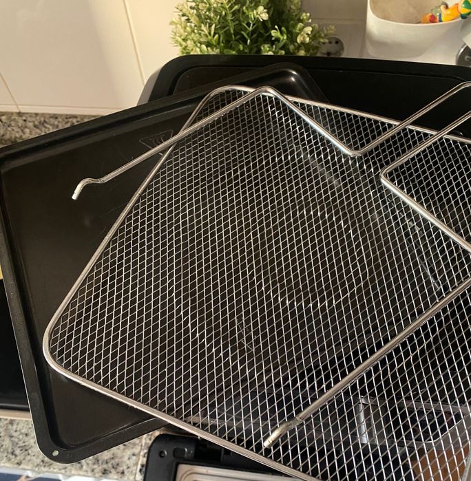 Airfryer eletto 12 litros , como nova!