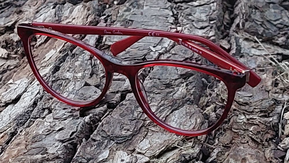 Жіночі округлі оправи в колорі бургунді  РС 8495  від Pierre Cardin !
