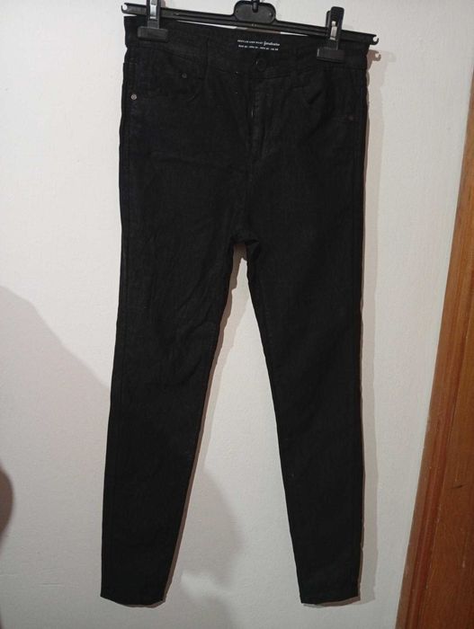 Calça preta Stradivarius