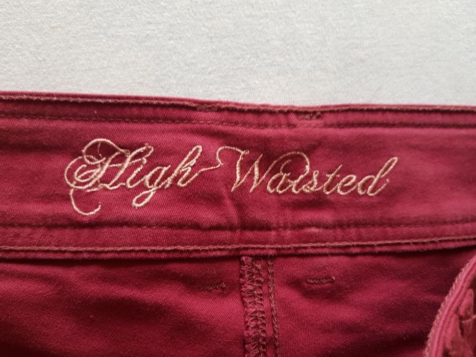 Śliczne duże spodnie jansowe bordowe rozm 48