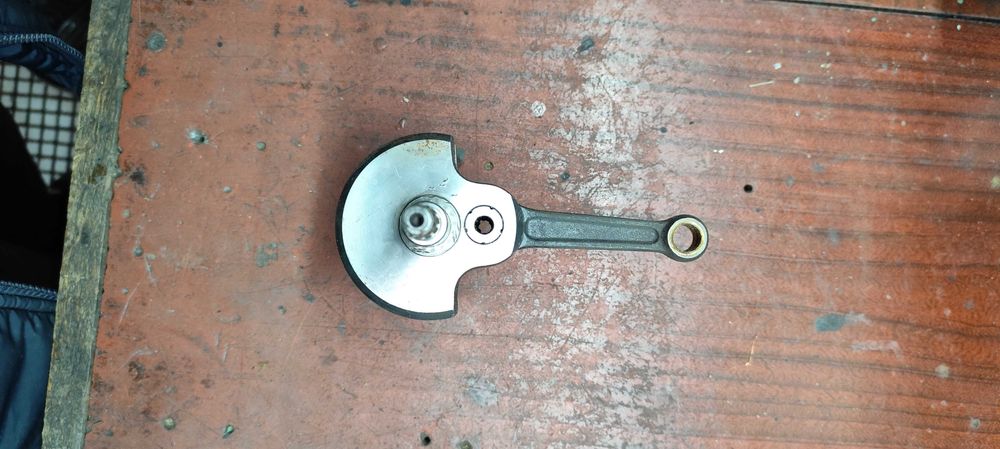 Колінвал двигуна В50,501