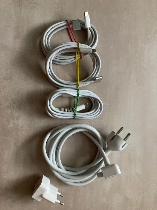 Оригінальньні зарядні Apple MacBook Air/Pro 29/61/67/87/96w USB-C