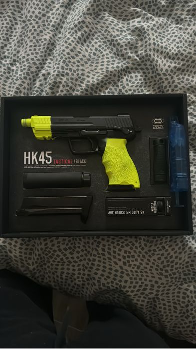 HK45 tokyo marui + 3 carregadores