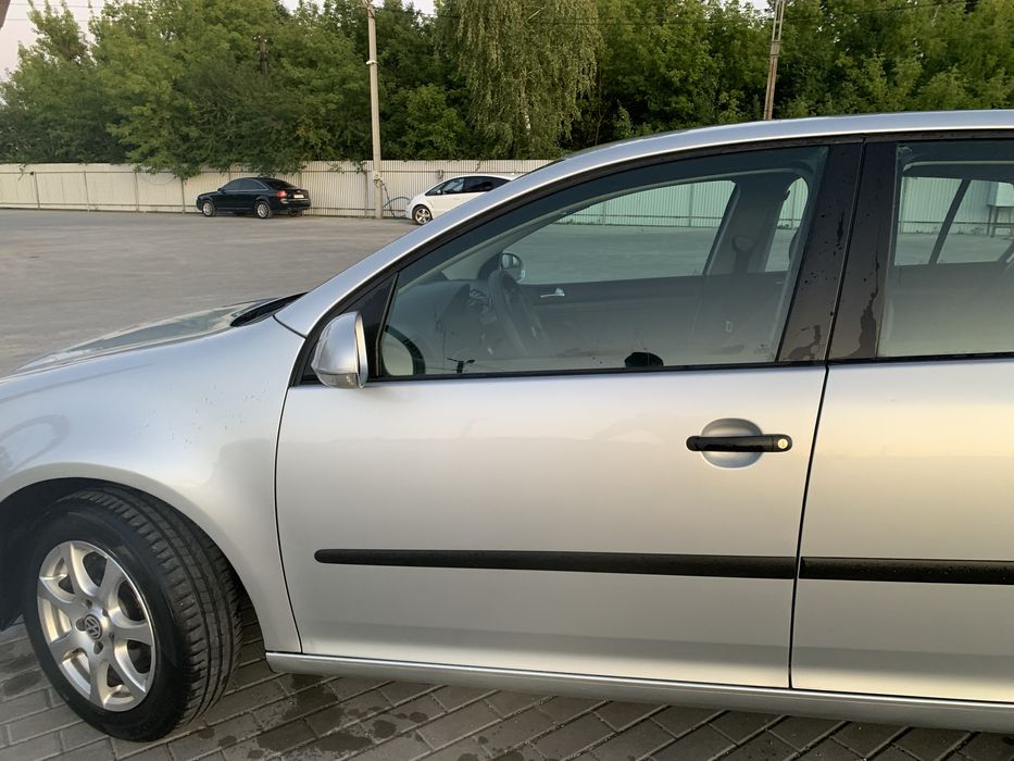 Гольф 5 1.6 МРІ 2006рік