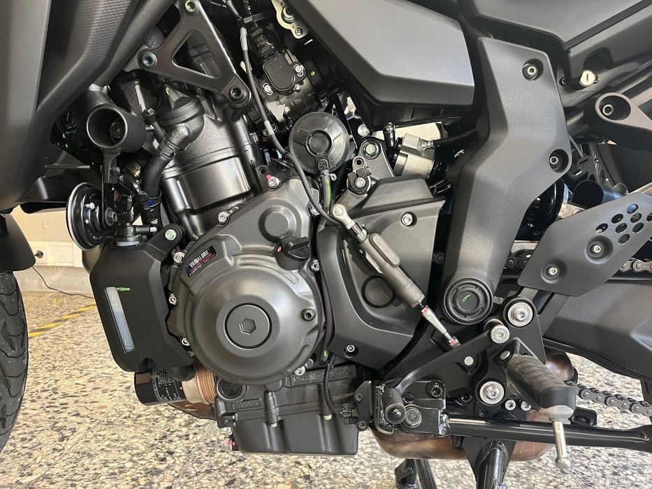 Yamaha Tracer 7 GT de 2025, 3000 Kms. Top case Yamaha