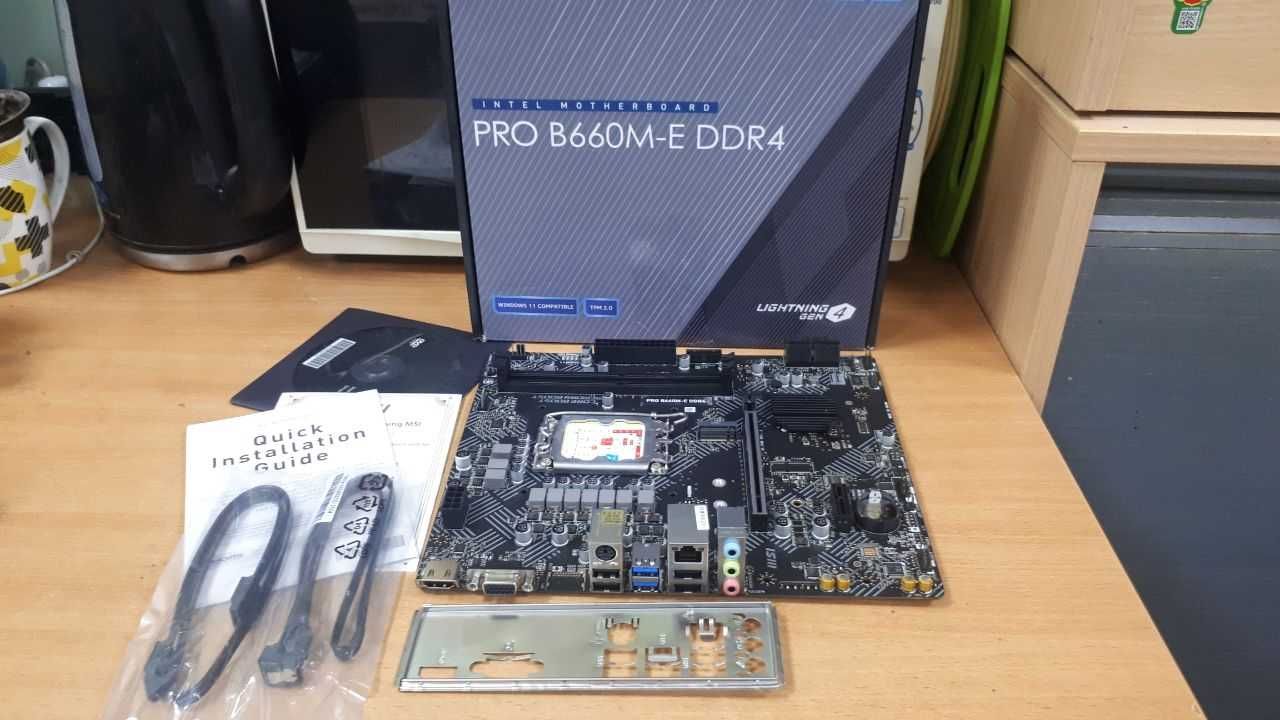 Материнська плата MSI PRO B660M-E DDR4