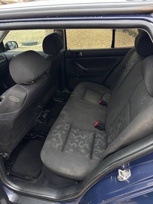 Гольф 4 1,9 дизель простий Можливий пригін уваше місто