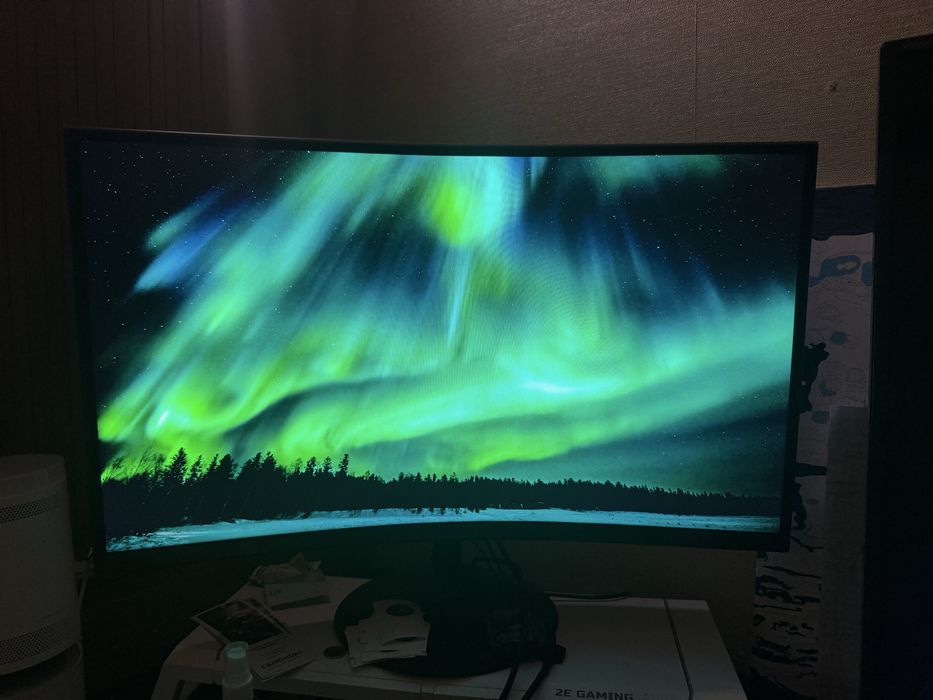 Mонітор 27" Samsung SCurved C27T55