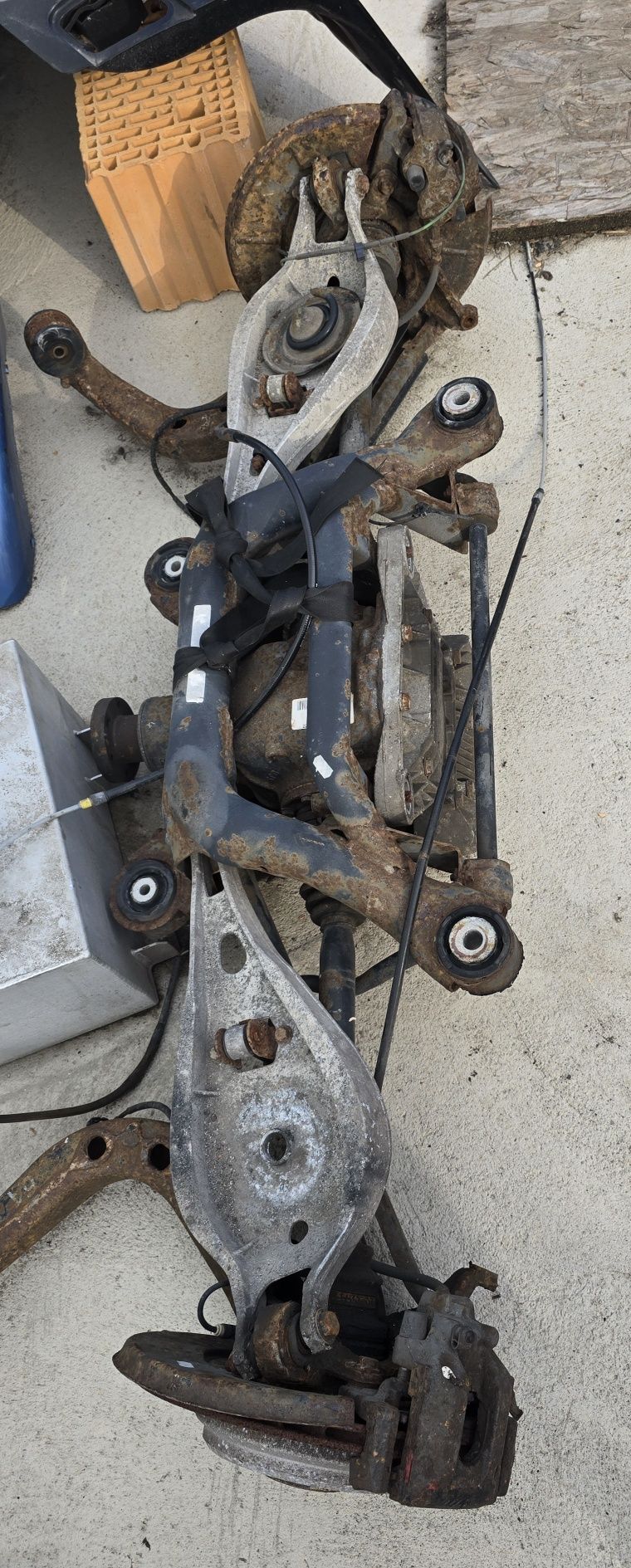 Bmw e46 m3 wozek tylni komplet