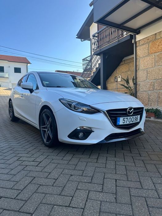 Mazda 3 1.5 Sky-G Evolve HS Navi