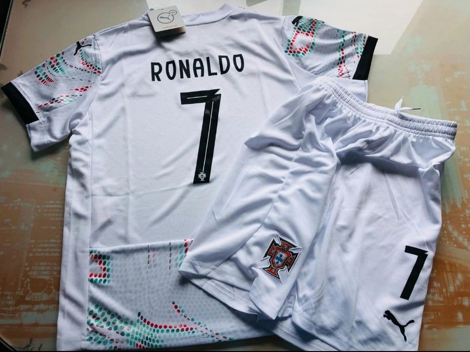 Conjuntos infantis Ronaldo Portugal
