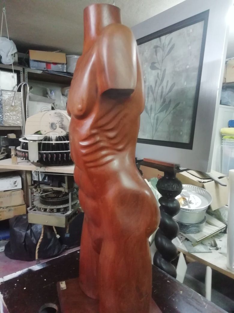 Escultura del famoso escultor Miguel Estrella