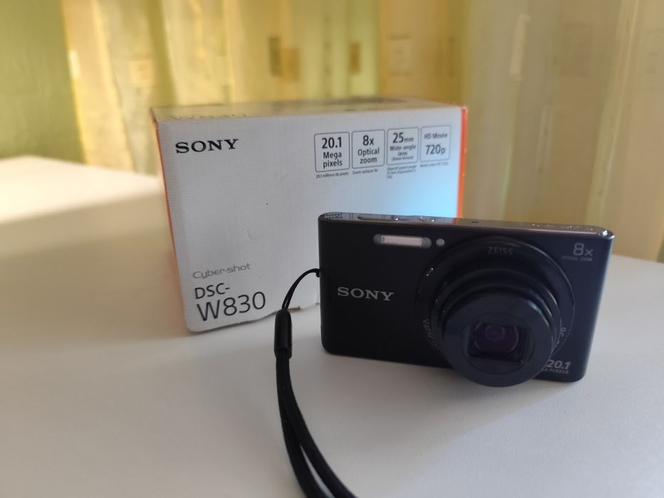 Sony Cyber-shot DSC-830