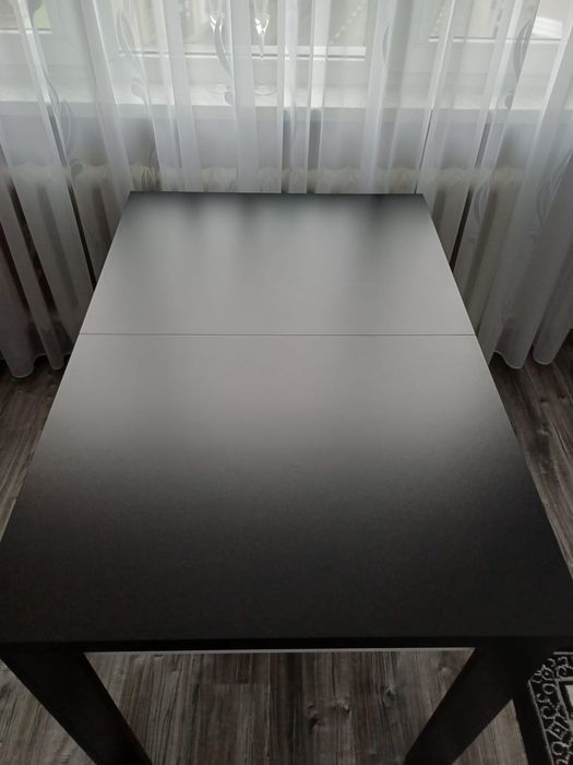 Zestaw - stół + 6 krzeseł