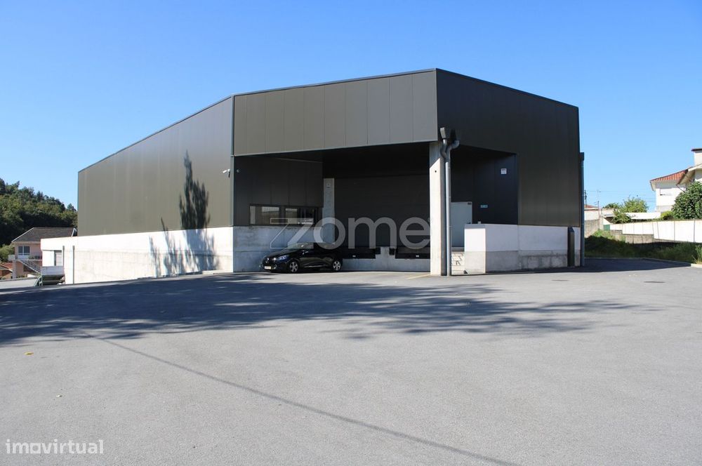 Pavilhão para Venda em Conde, Guimarães
