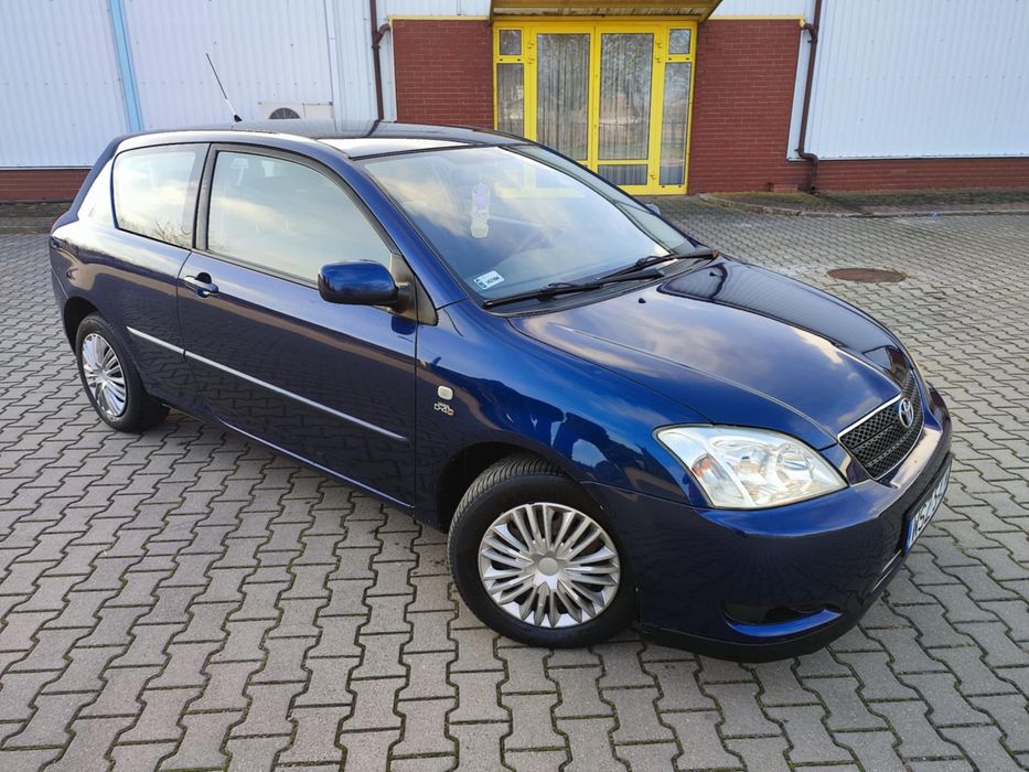 Toyota Corolla 2003 rok 2.0 D4D 116 km