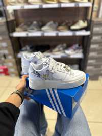 Жіночі оригінальні кросівки Adidas Forum Bonega GY1541