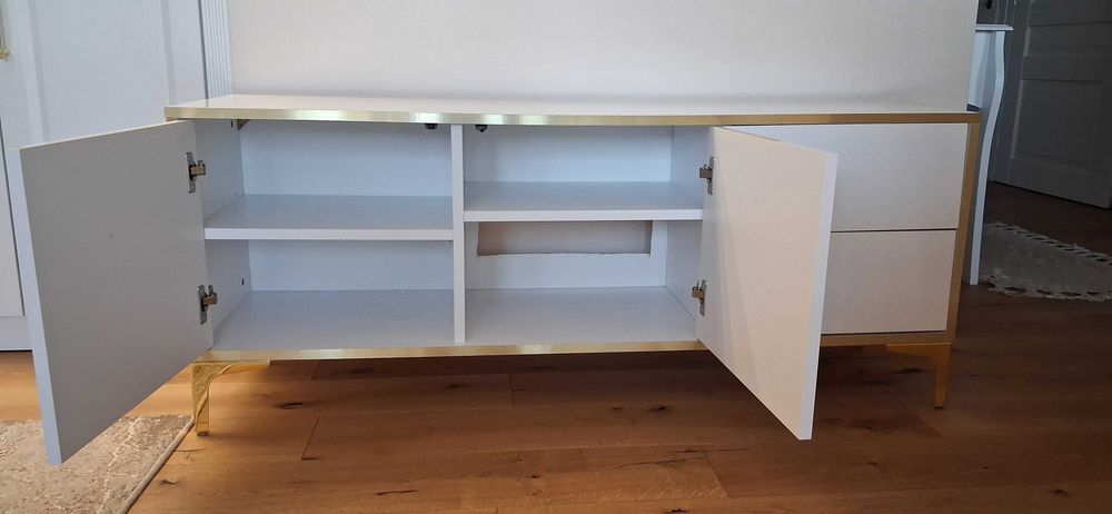 Szafka RTV Monako biała złote nóżki