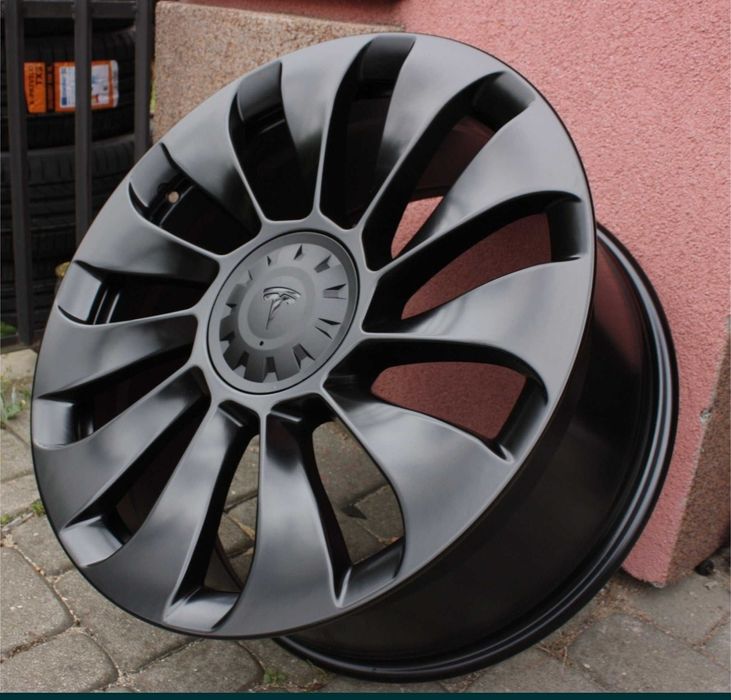 Nowe koła zimowe alufelgi Tesla Y 3 opony 255/40/20 czujnik 20 5x114,3